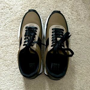 Dolce Vita black, khaki and white casual sneakers SZ 7.5